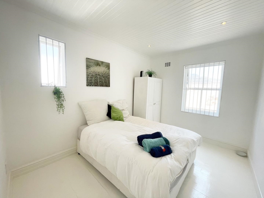 To Let 6 Bedroom Property for Rent in Sea Point Western Cape